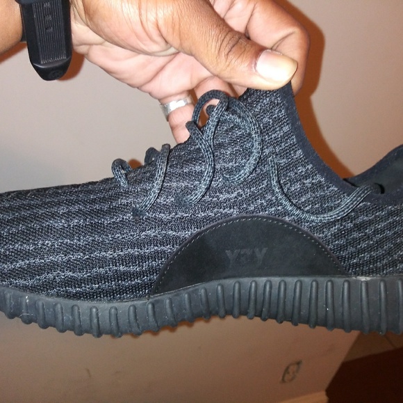 Adidas Yeezy boost 350 low black pirate black